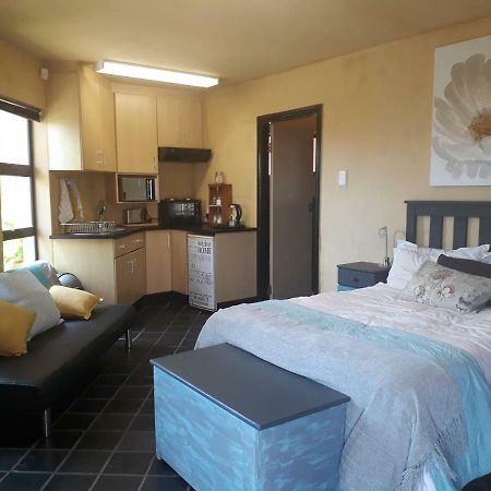 Studio@104 Apartment Mossel Bay Exterior photo